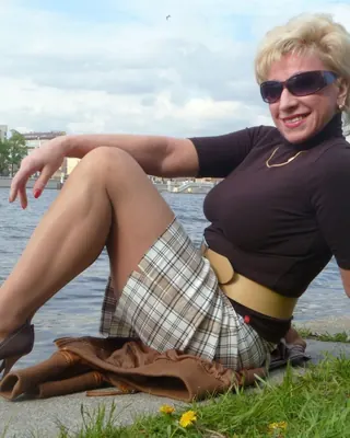 Corine, 59 ans, cougar à Brest