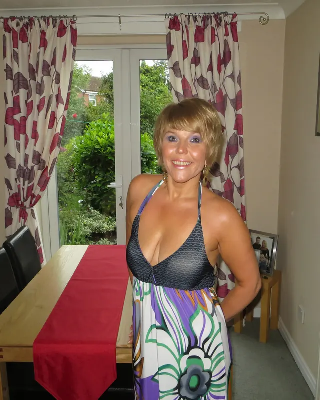 Linda, 41 ans, cougar à Solliès-Ville