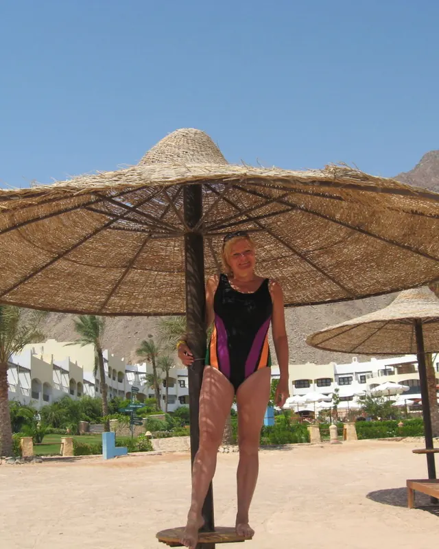 Nelly, 36 ans, cougar à Azé